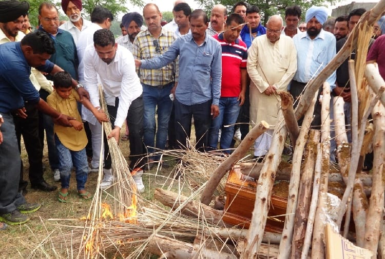 39 Indians Killed in Iraq, Kamaljit Singh Funeral in Hoshiarpur