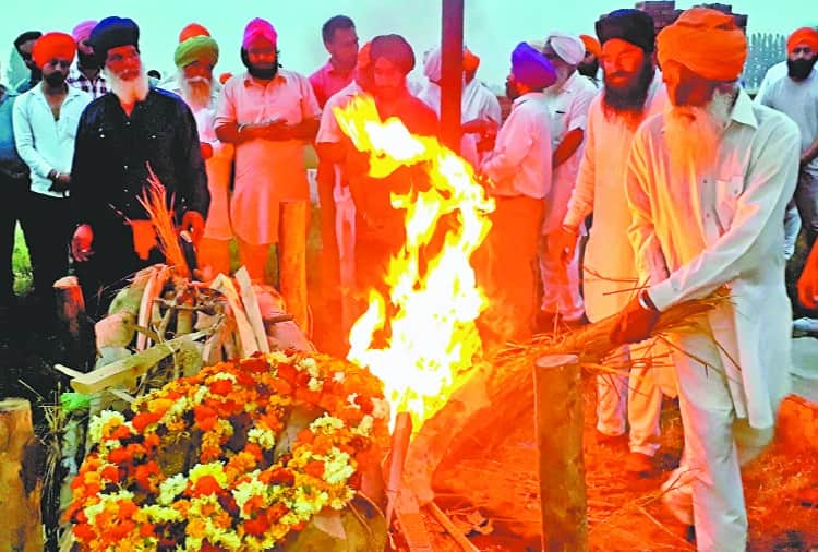 39 Indians Killed in Iraq, Kanwaljit Singh Funeral in Batala Village