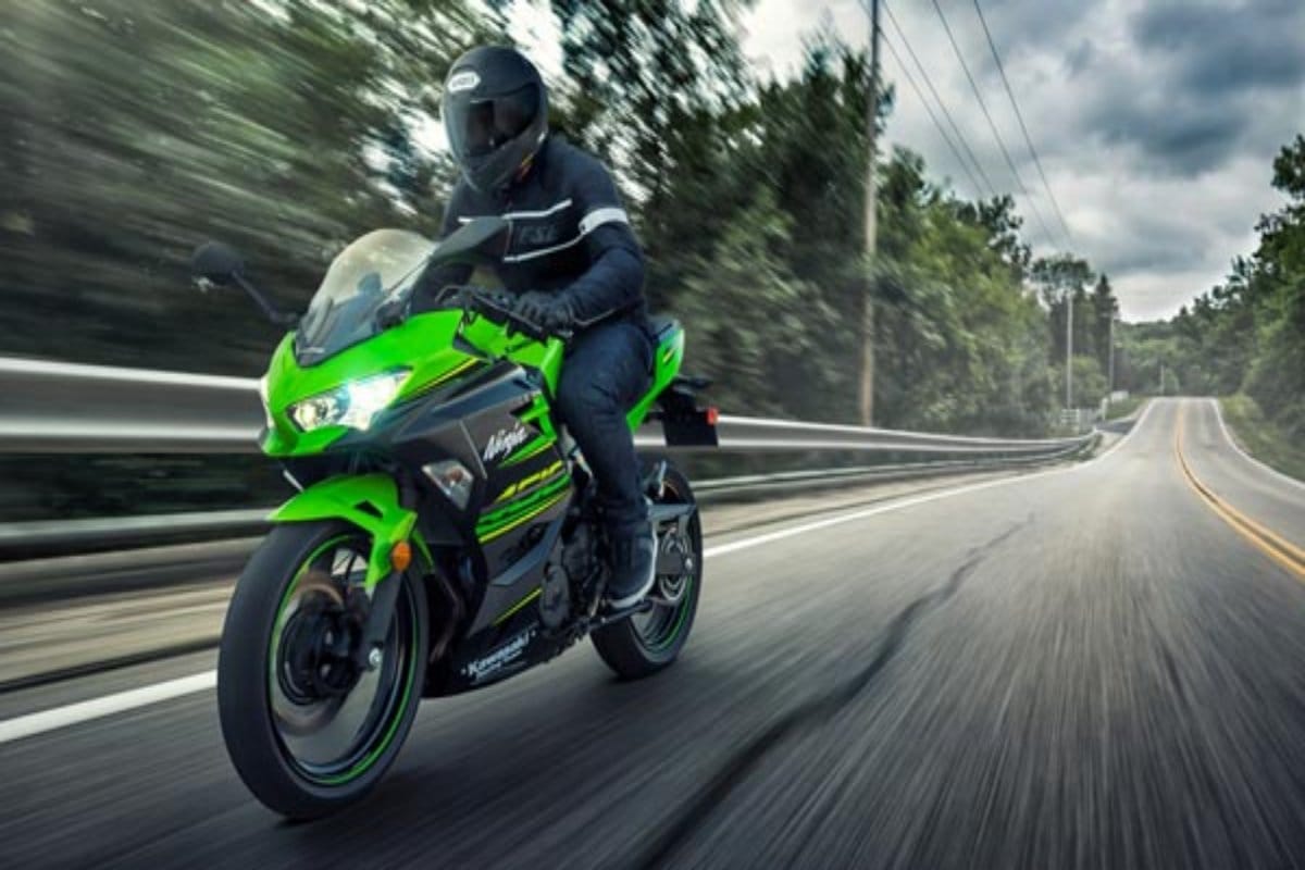 Kawasaki Ninja 400 in India at Rs 4.69 Lakhs