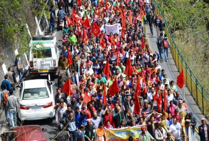 himachal kisan sabha protest at himachal assembly shimla