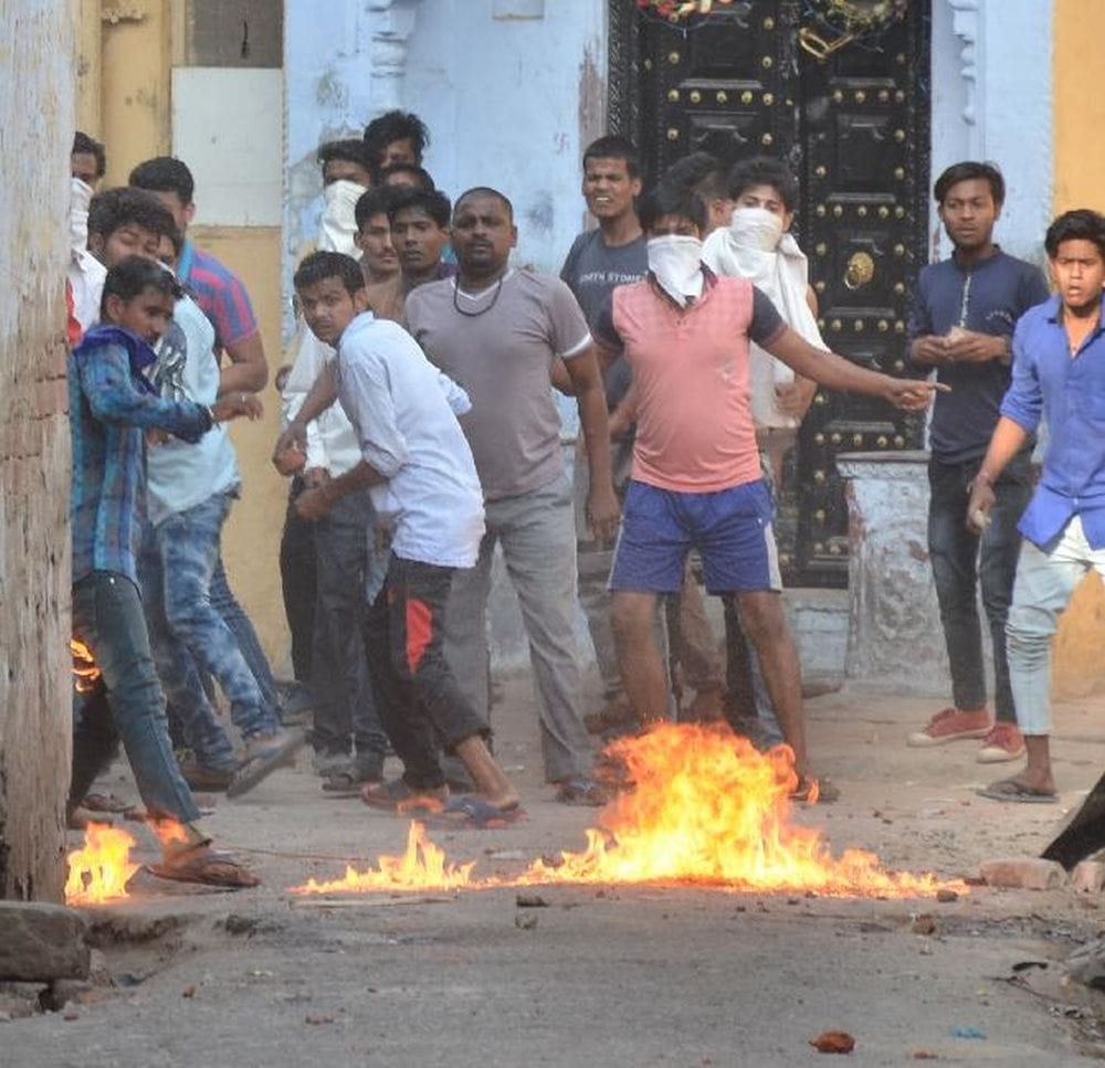  case filed against 10 thousand unidentified miscreants, 29 arrested in Agra