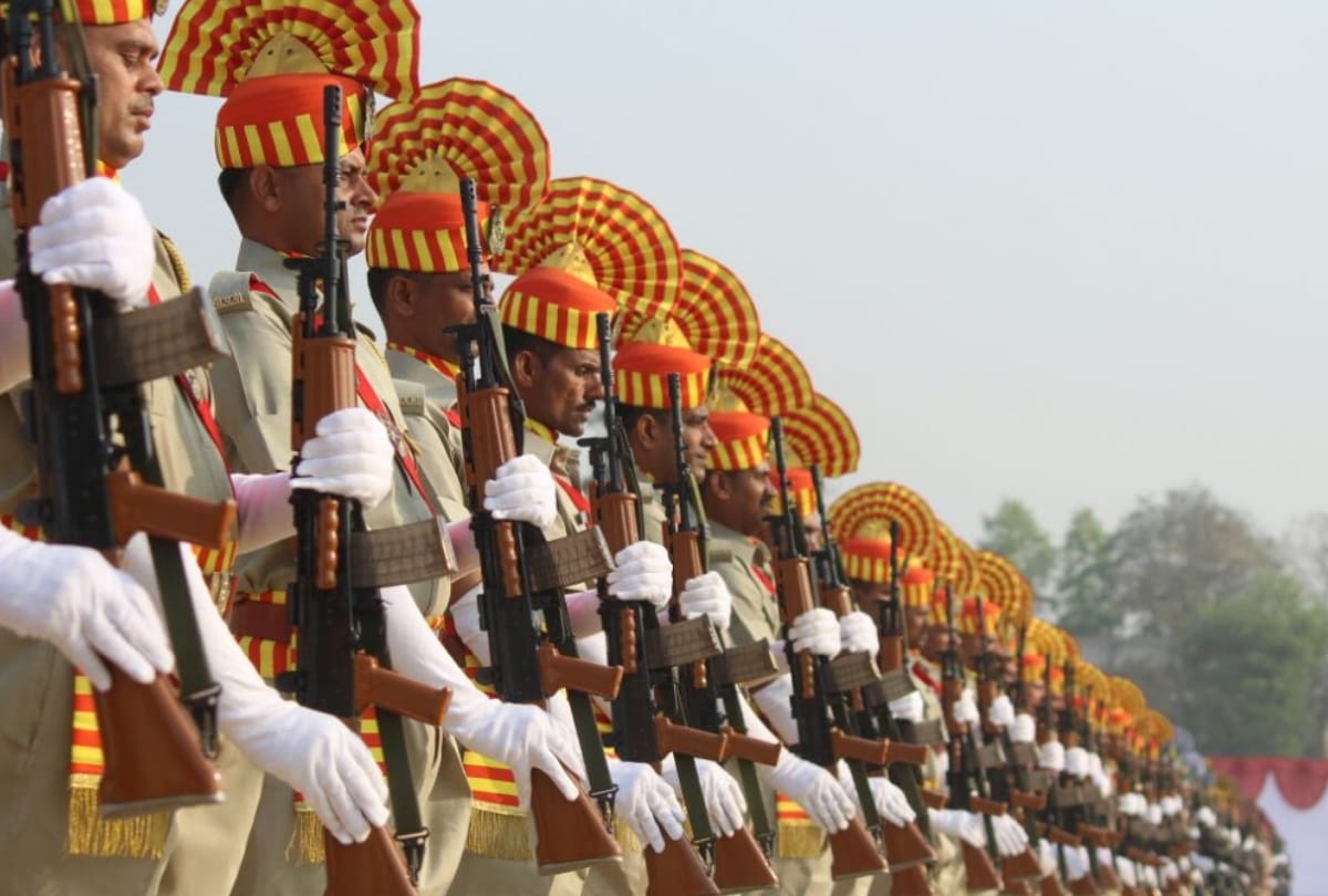 dgp op singh said in raitik parade, up police need to improve its behaviour 