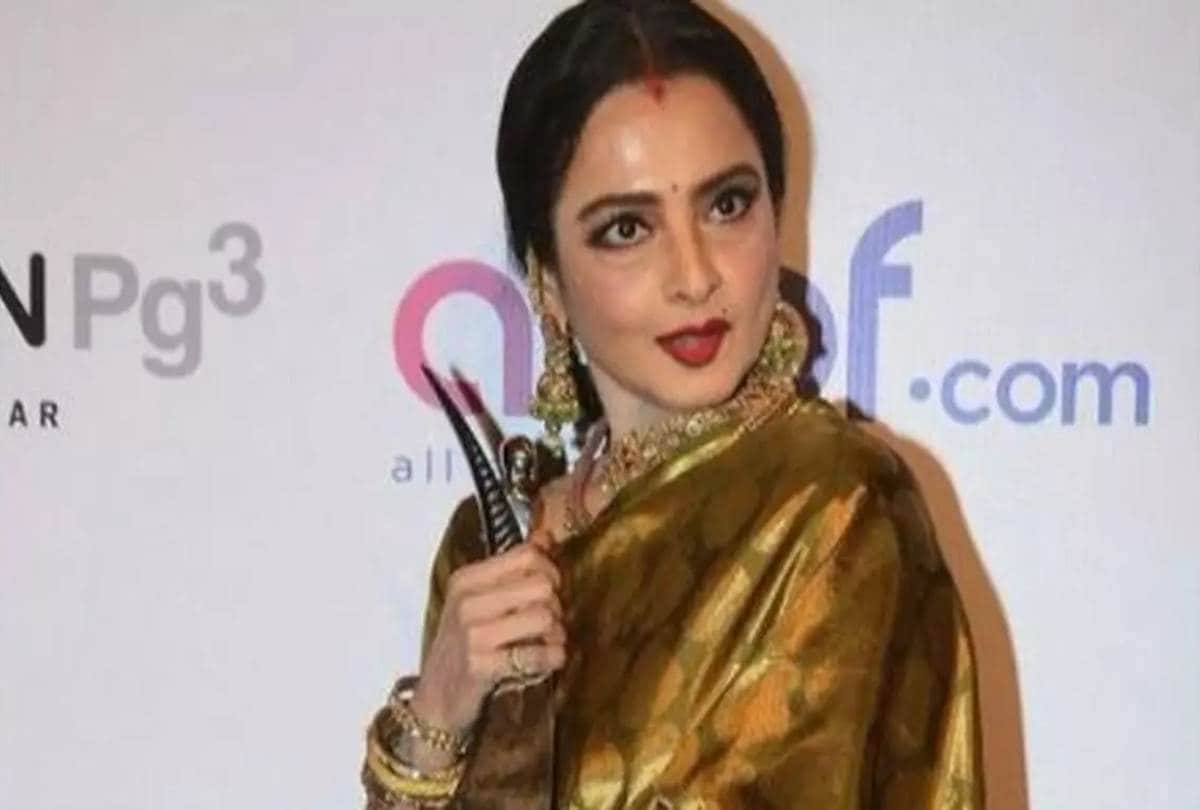 Rekha will sing rap song in this big project