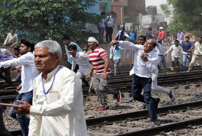 SC-ST Act protest Bharat Bandh 6 killed in Gwalior, Bhind, Morena, injured more than 50 people