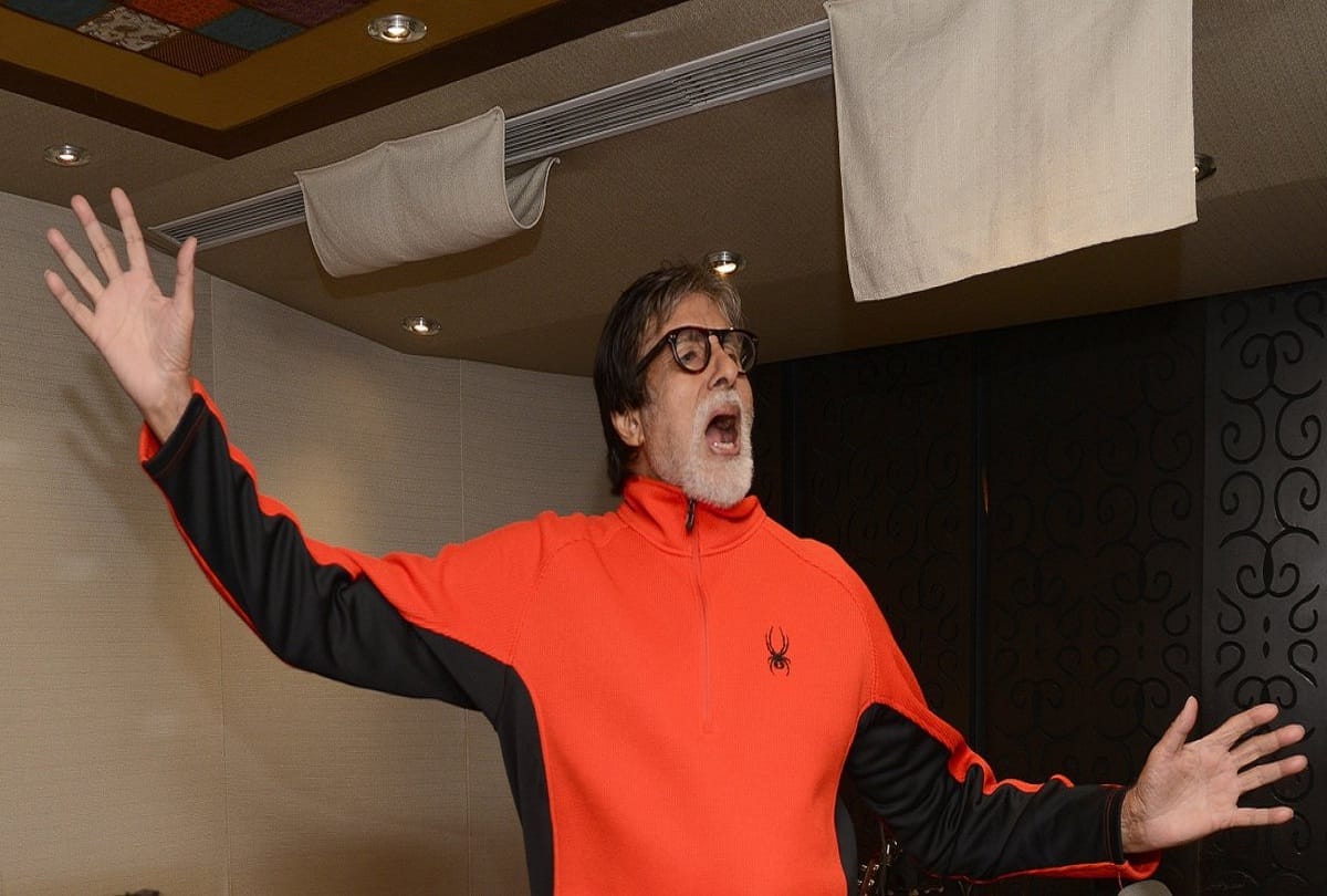 amitabh bachchan most engaging bollywood actor on facebook