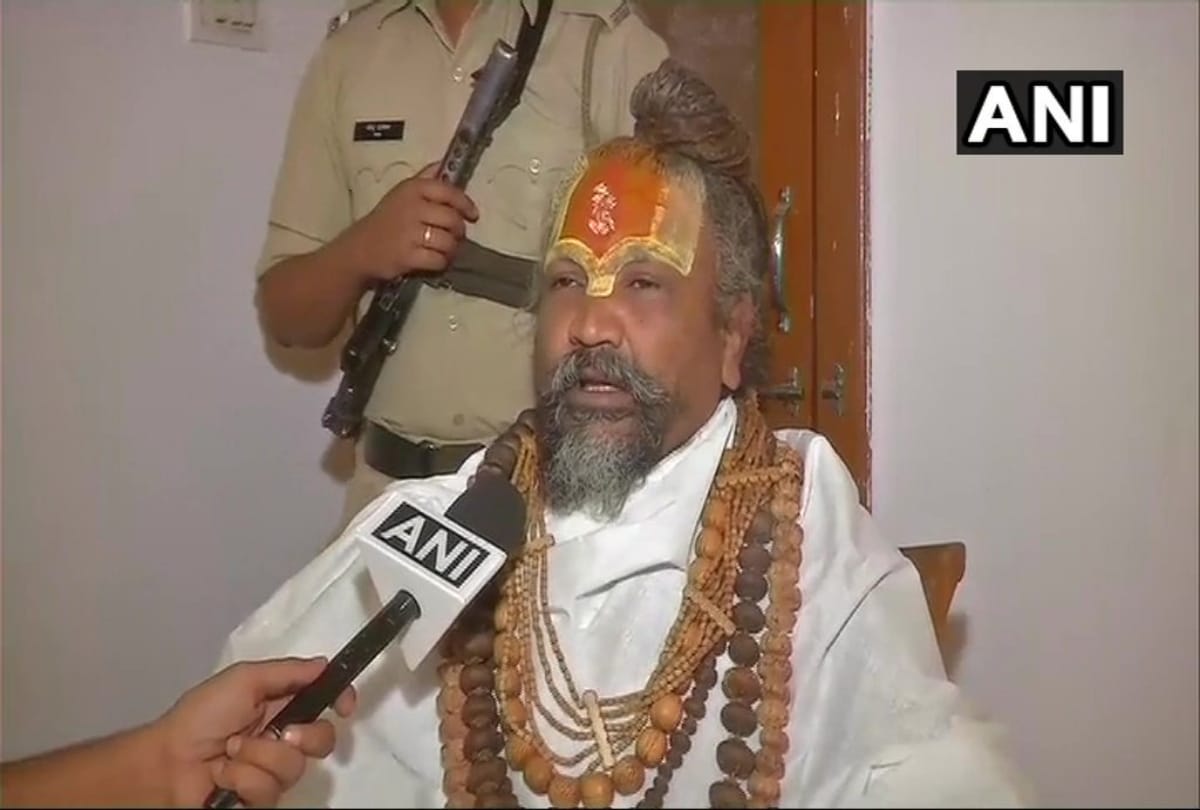 Once again a FIR filed against Computer Baba Namdev Das Tyagi