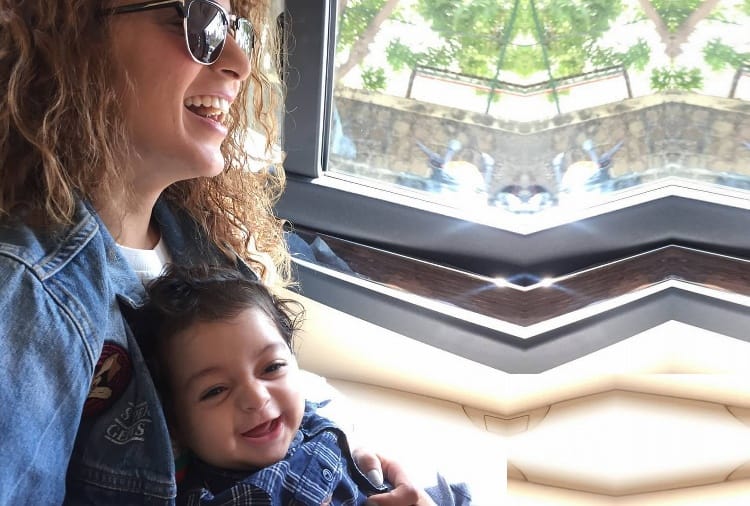 kangana ranaut spent time with family at home in Manali 