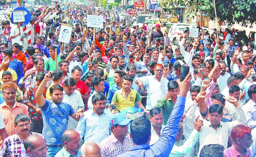 sc st act arresting in roorkee for violence