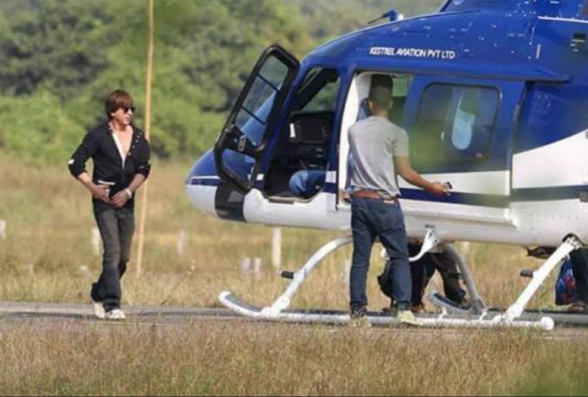 Shahrukh Khan travels from chopper to reach on the sets of upcoming movie zero