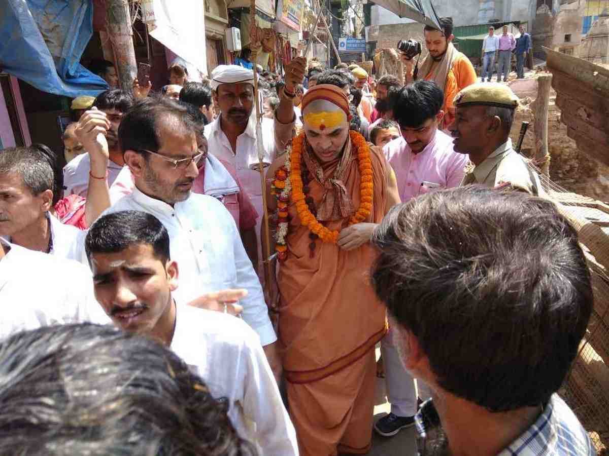 Swami avimukteshwaranand sarswati target UP government for Temple Vandalised