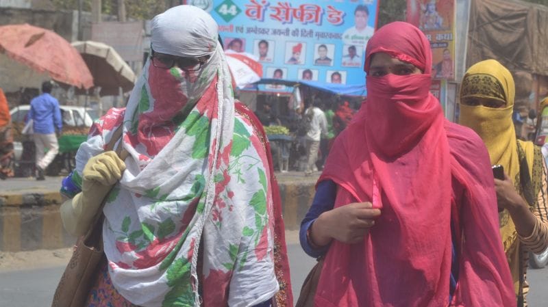 अप्रैल में ये हाल, 40 के पार तापमान