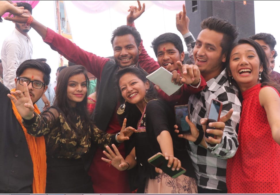 punjabi singer Jogendra Singh Mehndi live performance in dbs college dehradun