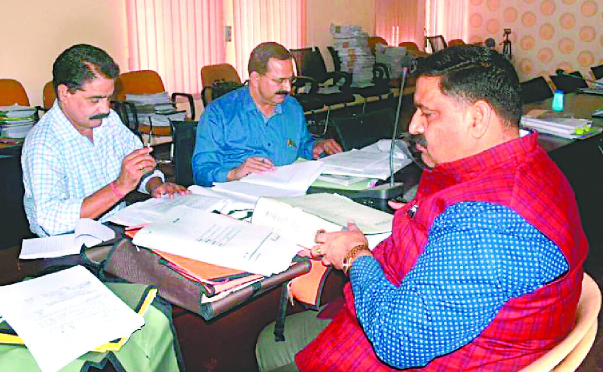 35 people including BJP leader Suresh Gangwar recorded statements 