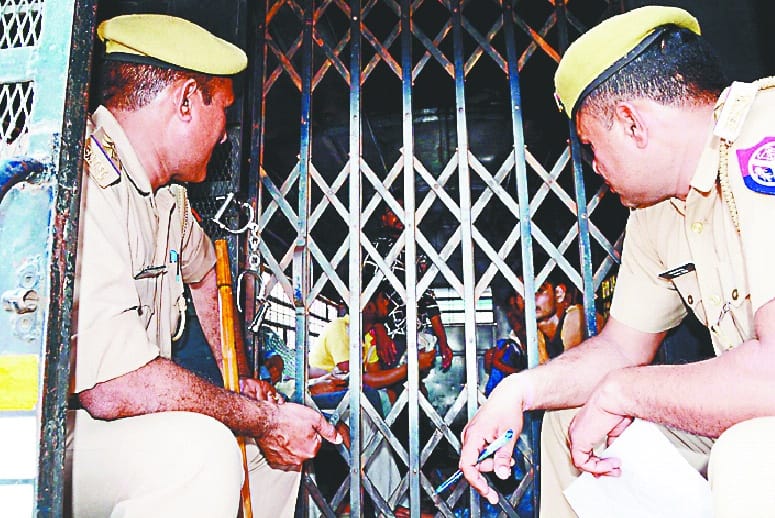Opposition to detain villagers