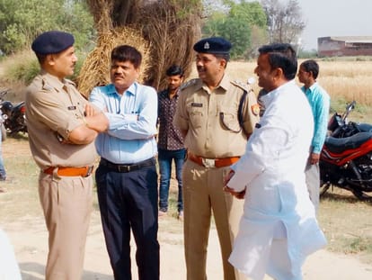 break of ambedkar statue in firozabad