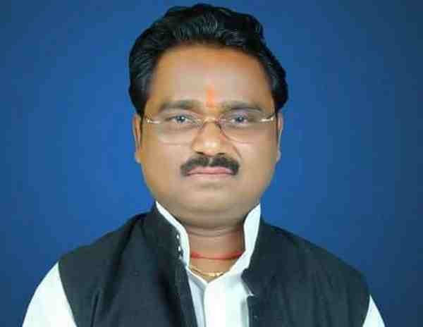 BJP MP wrote letter to PM modi and complaint  for  CM yogi 