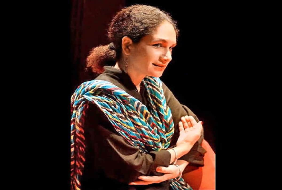 Naseeruddin Shah's daughter Heeba Shah says Gets relaxed by theater