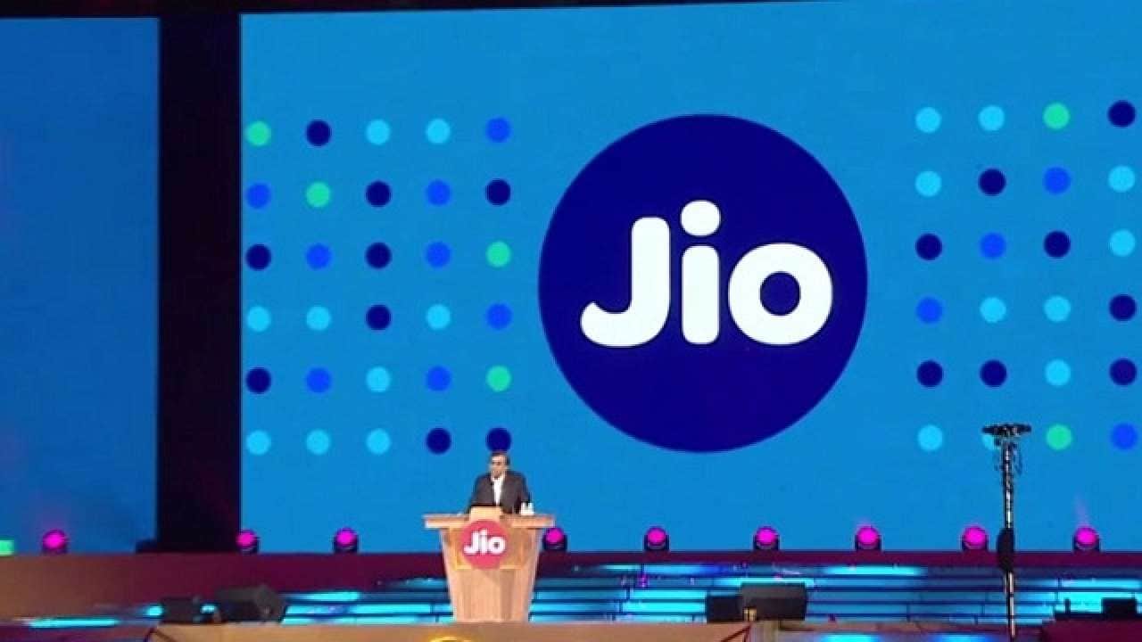 free service for one year reliance jio user