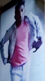Prisoner flew as constable remain slept from District Hospital