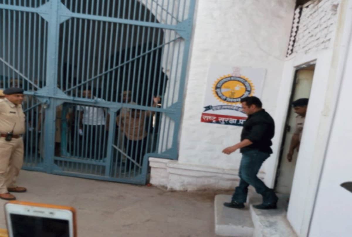 Salman Khan blackbuck case and other court cases against him,