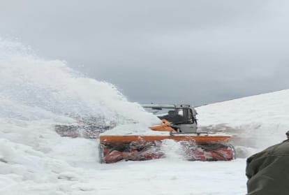 rohtang pass has restored for vehicle himachal