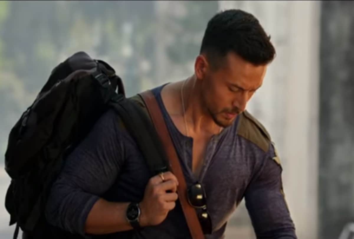 Tiger shroff Disha Patani film Baaghi 2 collect 250 crores worldwide box office