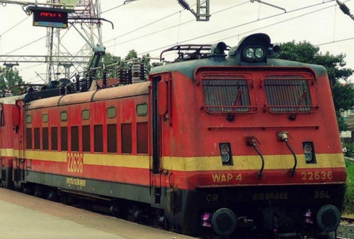 Indian railways new service for online ticket booking for Train passengers