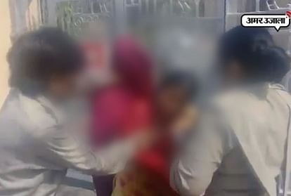 2 WOMEN TRY TO DO SUICIDE IN FRONT OF UTTAR PRADESH VIDHAN BHAWAN IN LUCKNOW