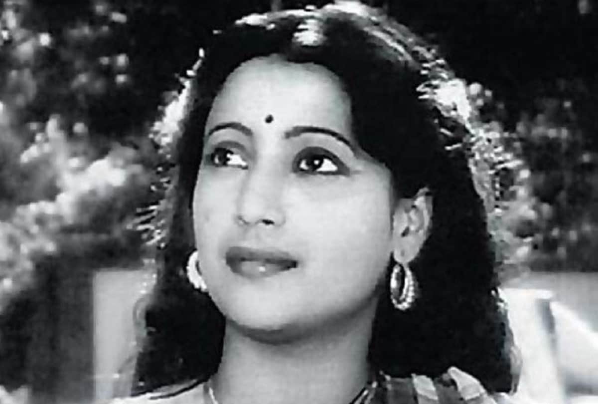 Suchitra Sen Birth Anniversary Suchitra Sen was Fabulous actress of Bengali and Hindi cinema she refused to accept the Dadasaheb Phalke Award