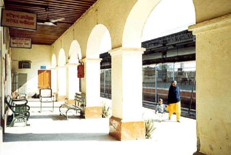 unique railway station, atari railway station, need passport and visa for attari