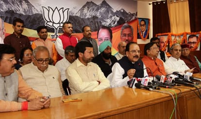 uttarakhand bjp celebrate foundation day in dehradun