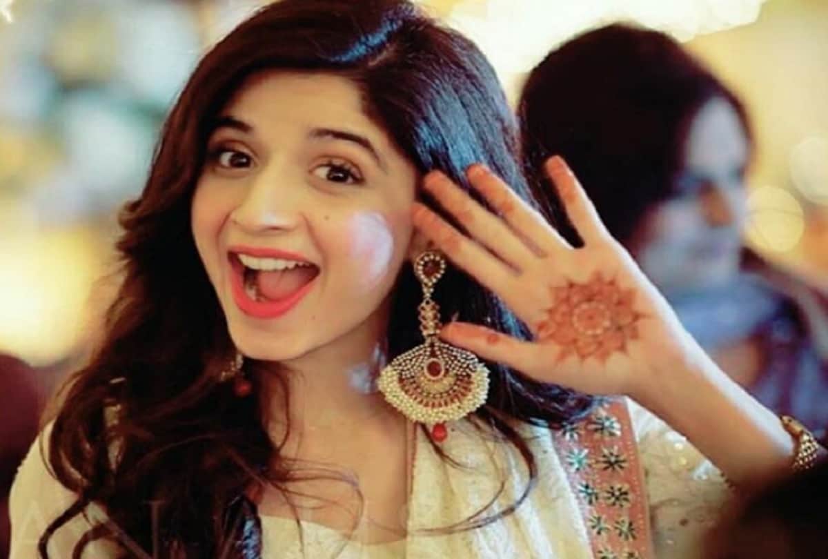 Article 370 and Article 35a pakistani actress Mawra Hocane get troll after reaction on Kashmir issue