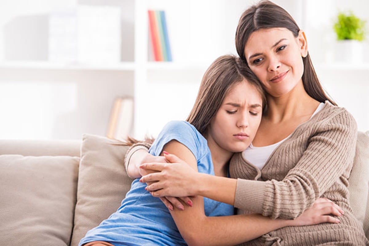 Know why Talking to Your Child About Menstruation is very important for every mother