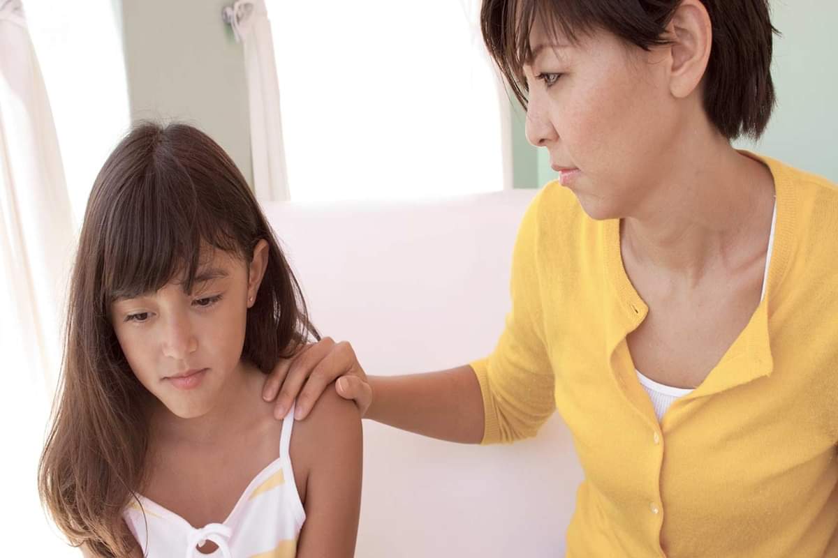 Know why Talking to Your Child About Menstruation is very important for every mother