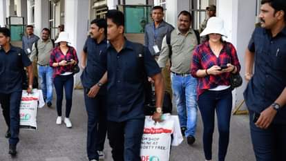 PREITY ZINTA IN JODHPUR TO MEET SALMAN KHAN