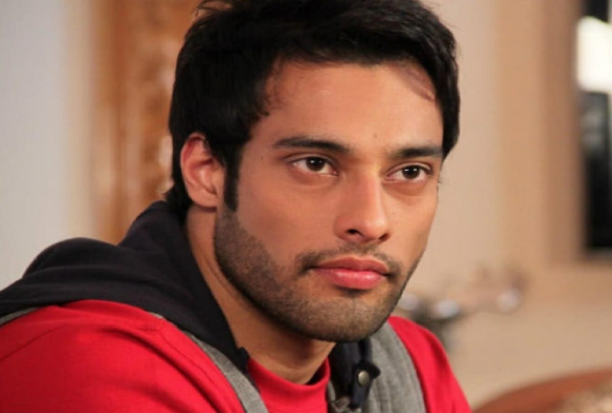 Yeh Hai Mohabbatein Sangram Singh leaves Television Industry moving to Norway 