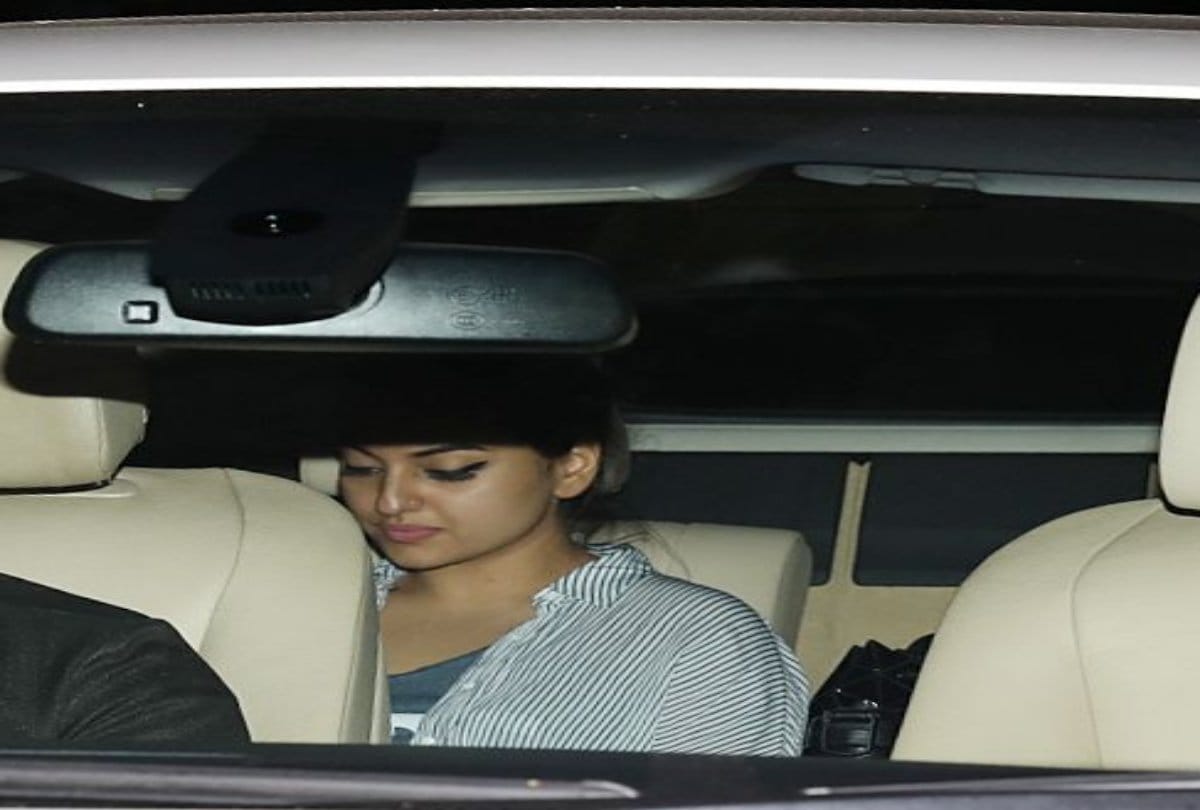 Katrina Kaif Visited Siddhi Vinayak Temple Ahead Of Hearing On Salman Khan Black Buck Poaching Case 