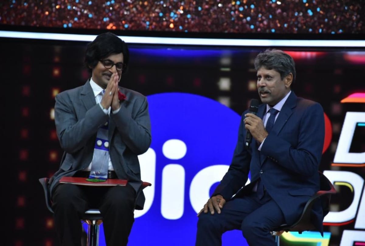 Sunil Grover launches his new show  Dhan Dhana Dhan mashoor gulati is now professor LBW