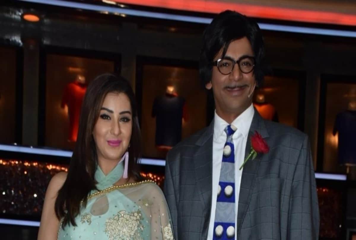 sunil grover and shilpa shinde onset masti video viral