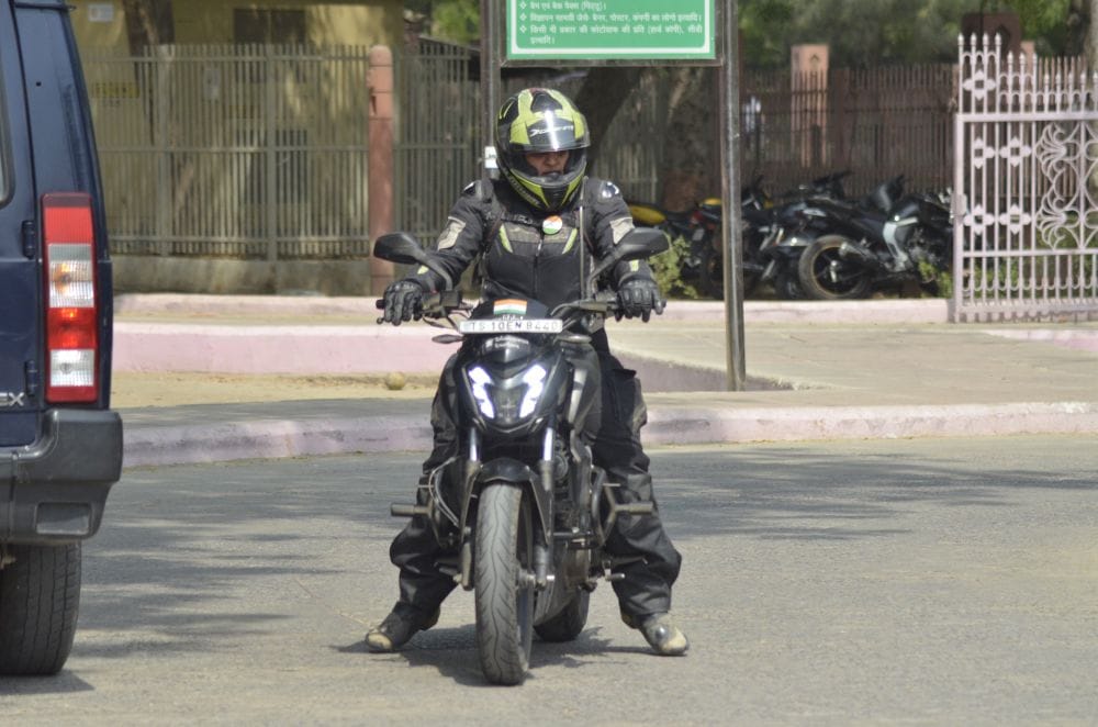 agra women bikers team looked at Taj Mahal