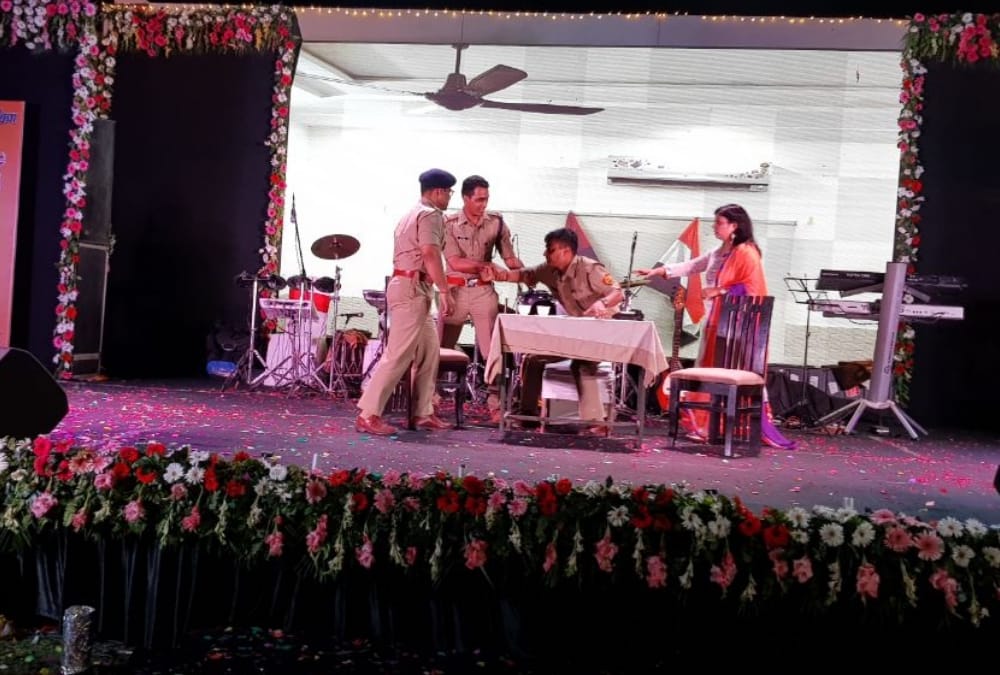 play in police week in lucknow.