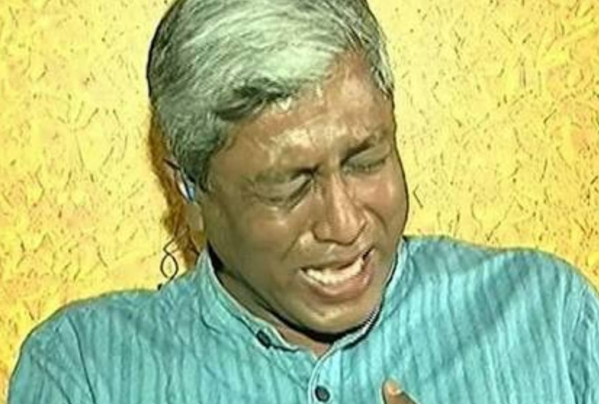 when aap leader ashutosh post his photo as anchor trolled badly by social media