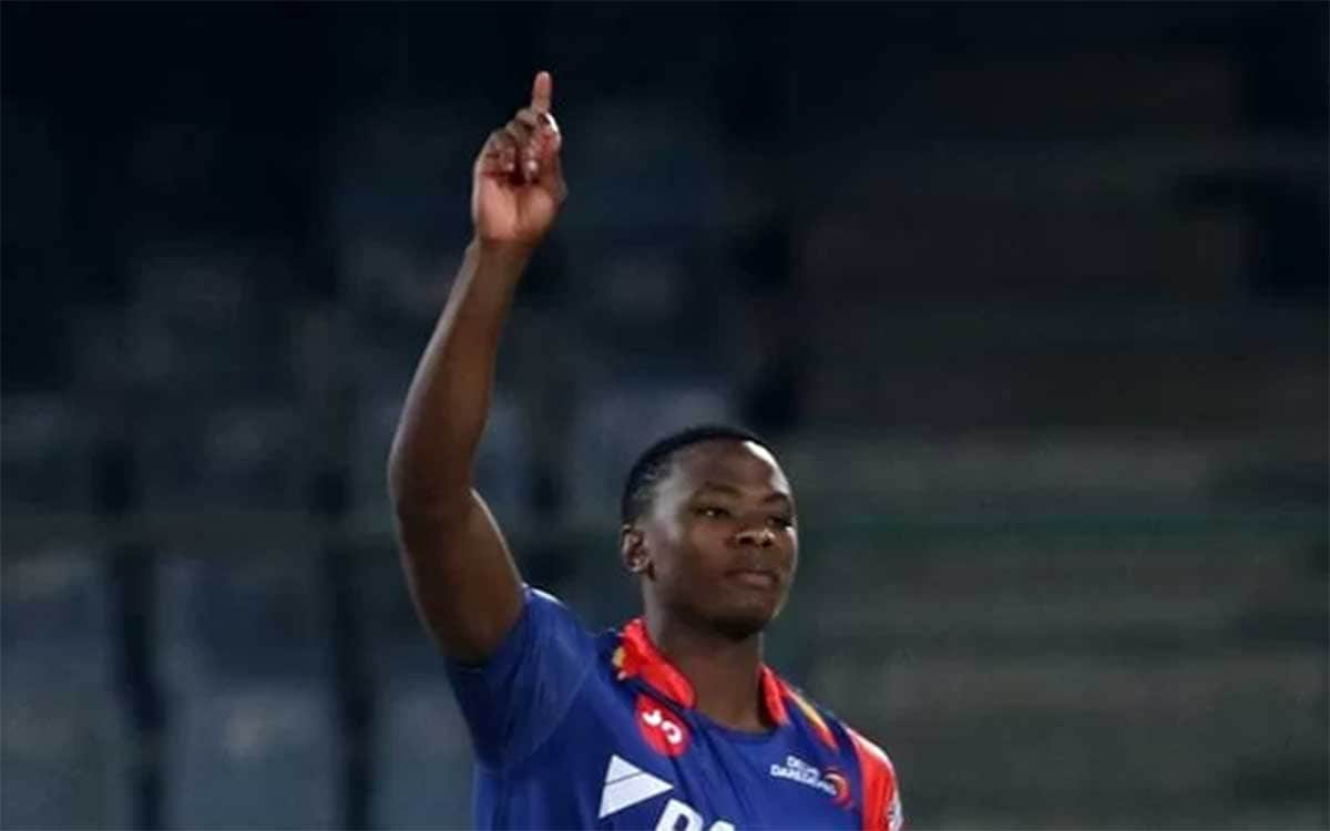 Ishan Kishan Badly Injured after on Pandya throw, here is full list of injured players from IPL 2018
