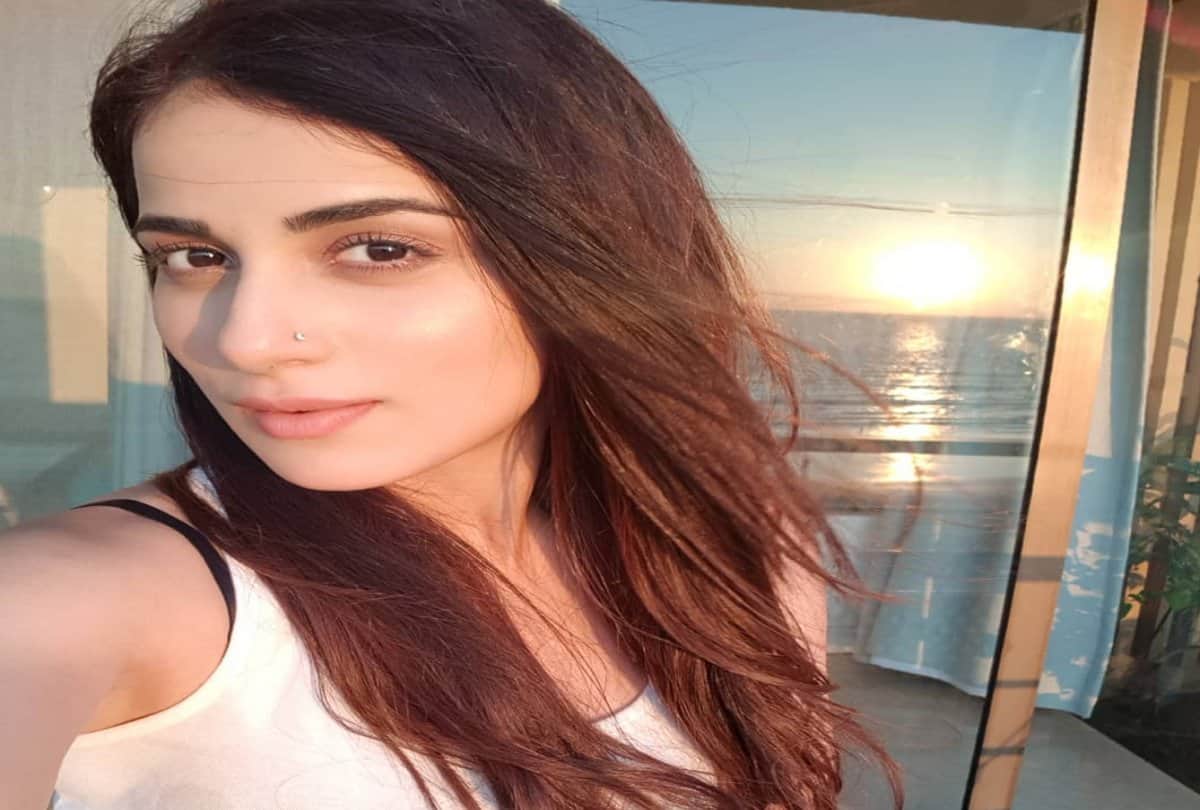 TV Actress Radhika Madan Roped In For Vishal Bhardwaj Film Chhuriyaan