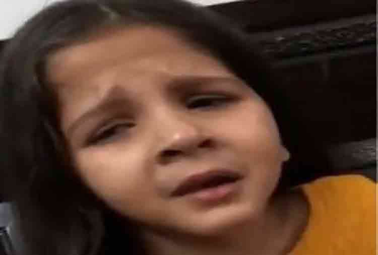salman khan 6 year child fan aniya fainted outside jodhpur court sultan get bail