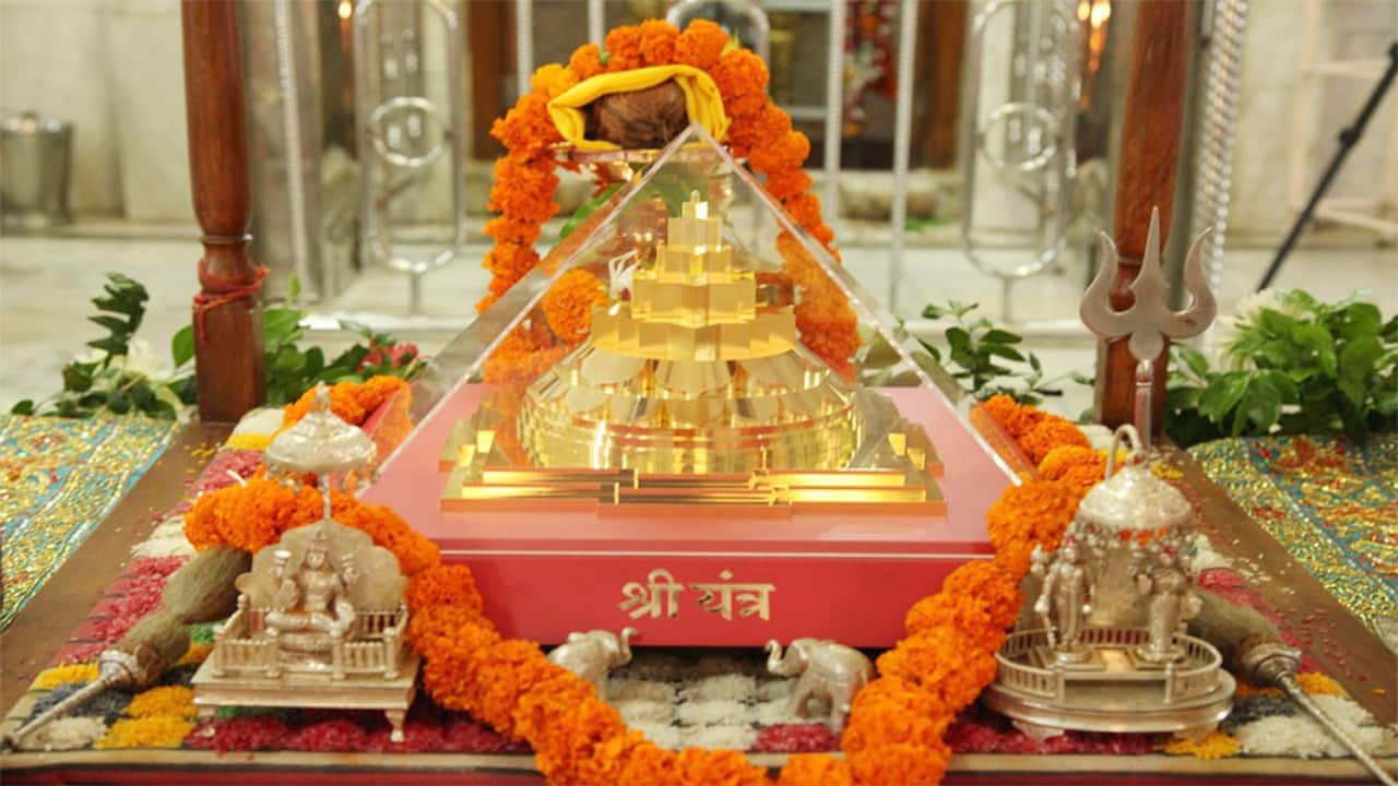 Diwali 2022 Shri Dhan Laxmi Yantra Sthapana Puja Vidhi for Money Prosperity News in Hindi