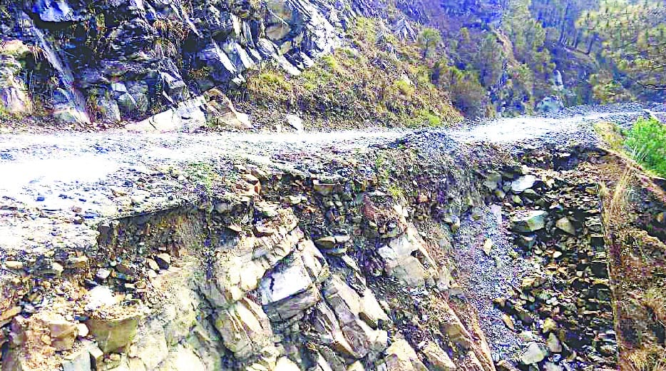 Grievous suffering due to lack of road transfer