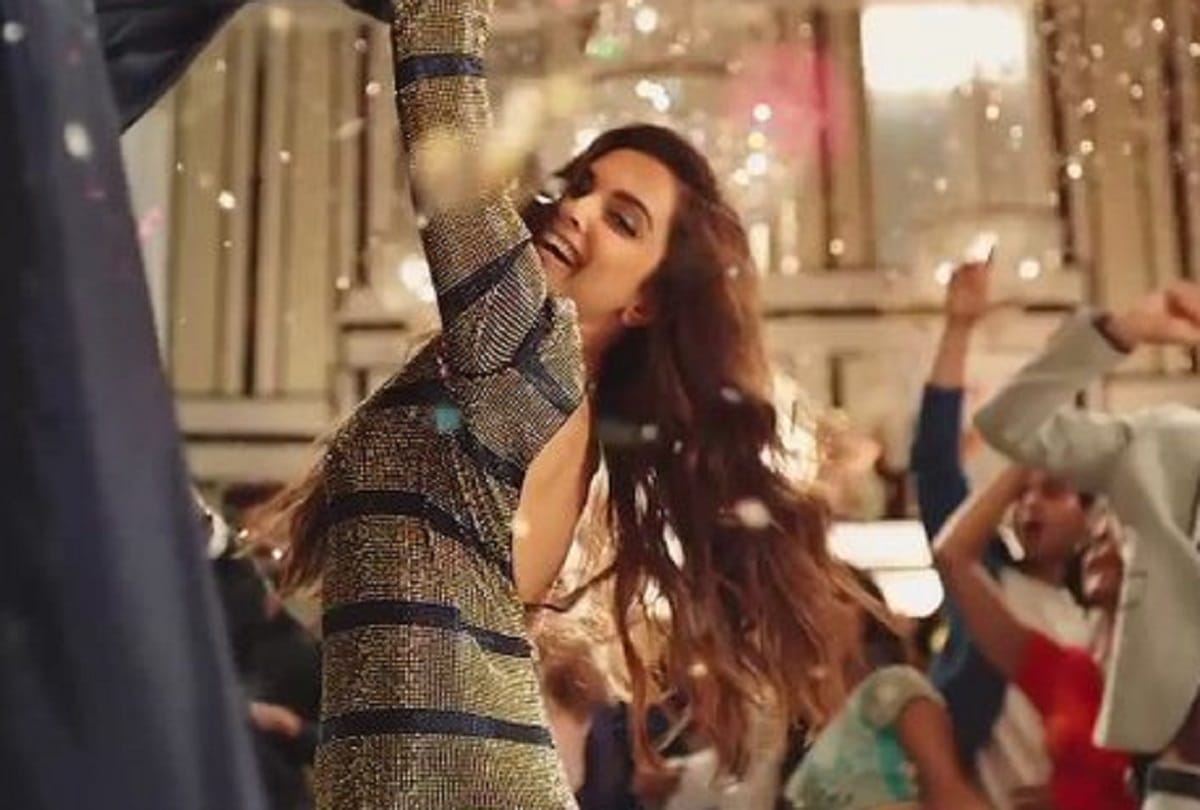 watch video deepika padukone and ms dhoni dancing together