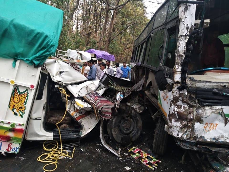 Bus accident in nainital many passengers injured photos