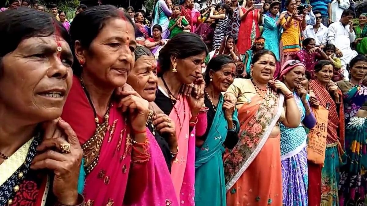 women lives in cowshed during periods in bageshwar district of uttarakhand 